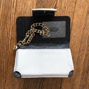 Olivia & Joy Wristlet